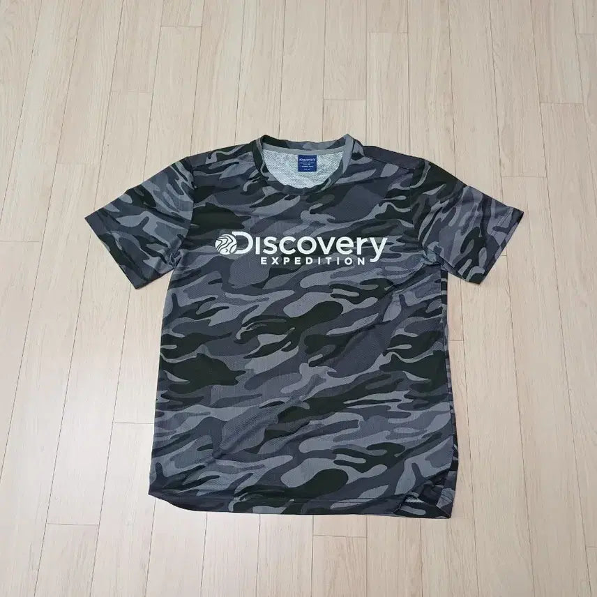 [SOLD OUT] 디스커버리 반팔티