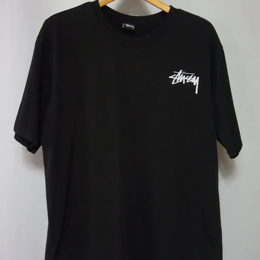 [SOLD OUT] 스투시 블랙 빅로고 반팔 라운드 티셔츠 남성110