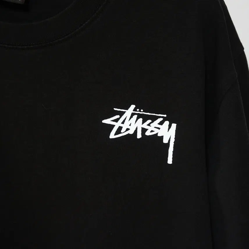 [SOLD OUT] 스투시 블랙 빅로고 반팔 라운드 티셔츠 남성110