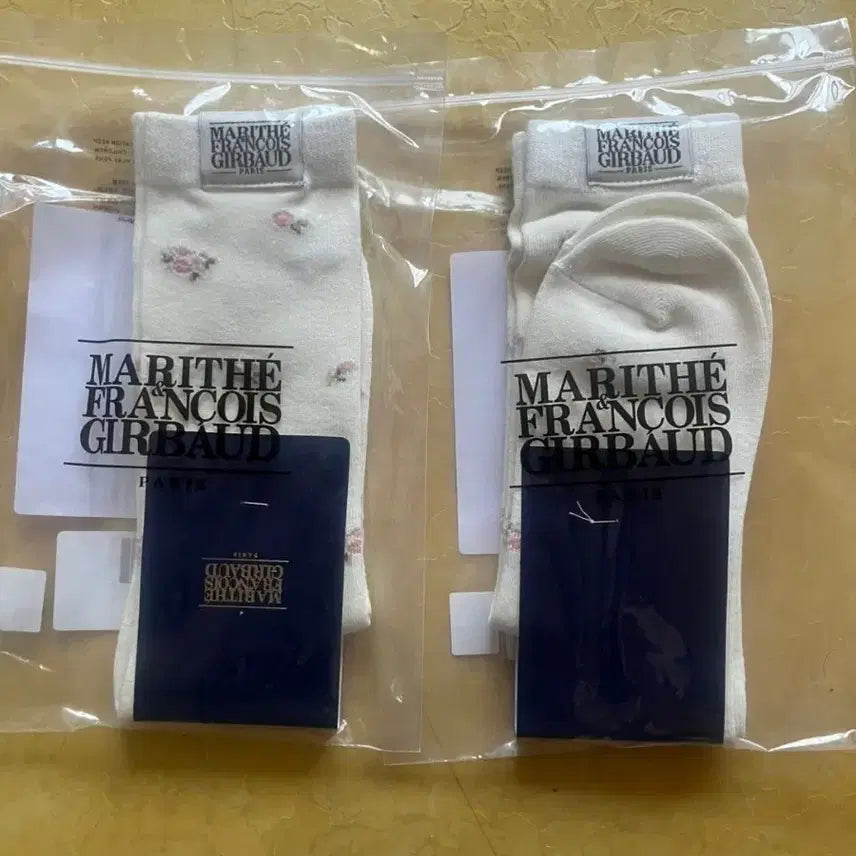 [BUNJANG] Marithe Francois Girbaud Floral Pattern Socks / 마리떼 프랑소와 저버 꽃무늬 양말