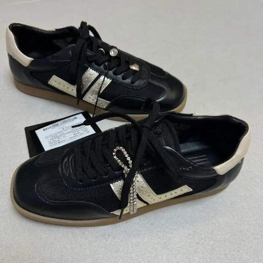 [SOLD OUT] 랑방컬렉션 스니커즈(사진 도용시 법적조치)
