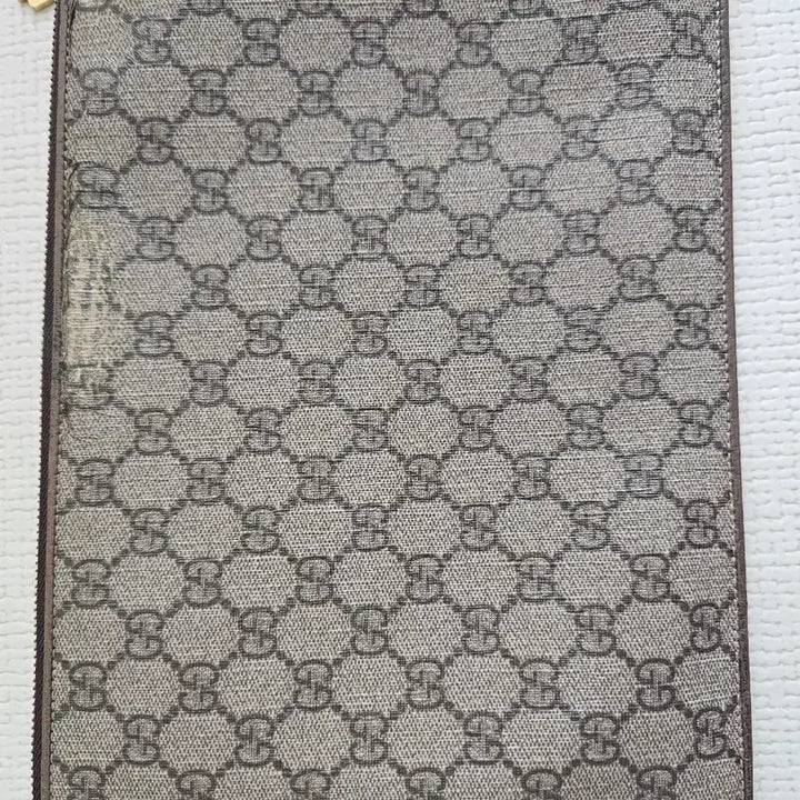 [BUNJANG] Gucci GG Supreme Multi-Patch Clutch Bag / 구찌 GG 수프림 멀티패치 클러치백(한정판)