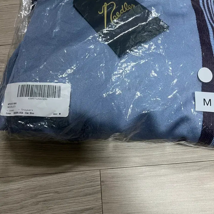 [BUNJANG] Needles Jogger Track Pants M Sax Blue / 니들스 조거 트랙팬츠 m 삭스블루 미개봉 새상품