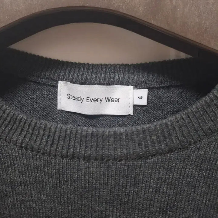 [BUNJANG] Steady Everywear Cotton Knit Round Neck Sweater / 스테디에브리웨어 코튼니트