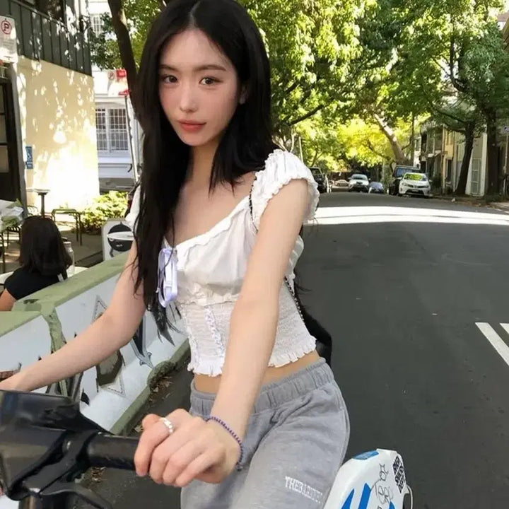 [BUNJANG] The Barnet Petunia Smoke Blouse / 더바넷 페투니아 스모크 블라우스