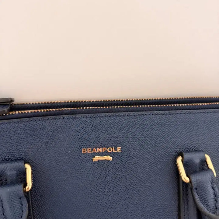 [BUNJANG] Beanpole Dot Leather Crossbody Shoulder Bag / 빈폴 도트 크로스 숄더  가죽 백