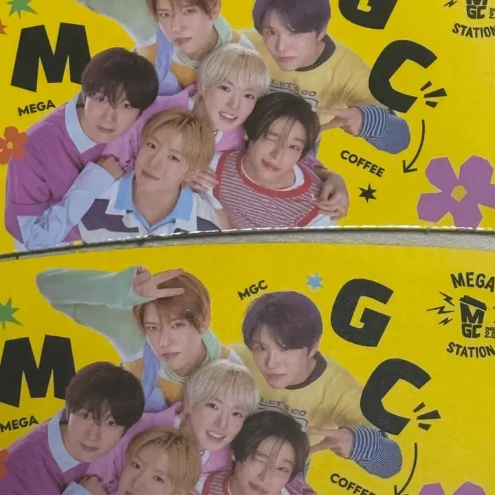 [BUNJANG] Mega Coffee NCT WISH Cup Holder / 메가커피 엔시티 위시 컵홀더 (새상품)
