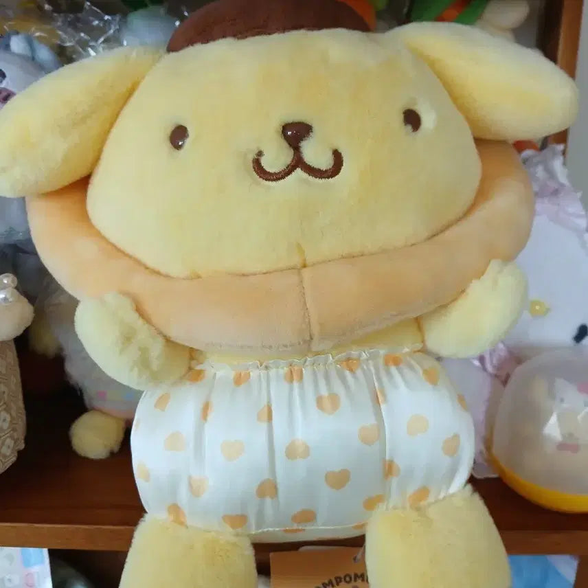 [BUNJANG] Sanrio Pompompurin Plush Doll with Heart Panties / 정품)산리오 폼폼푸린 인형 하트 팬티