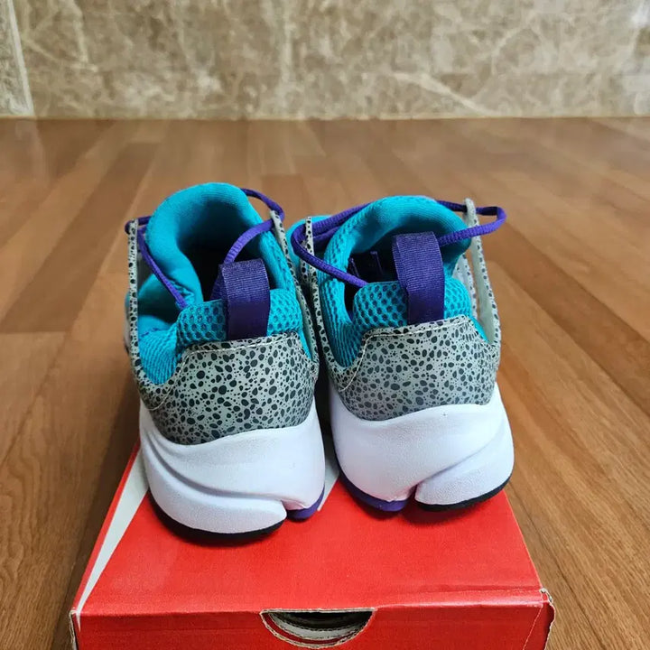 [BUNJANG] Nike Air Presto Blue Safari Sneakers / 나이키 에어프레스토 블루사파리 260