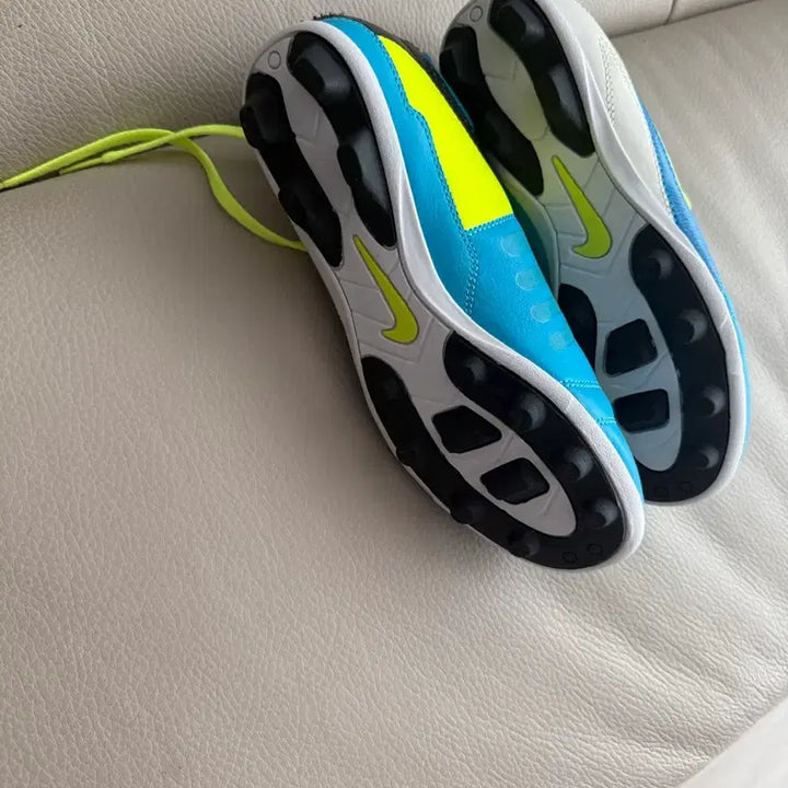 [BUNJANG] Nike Soccer Cleats / 나이키 축구화