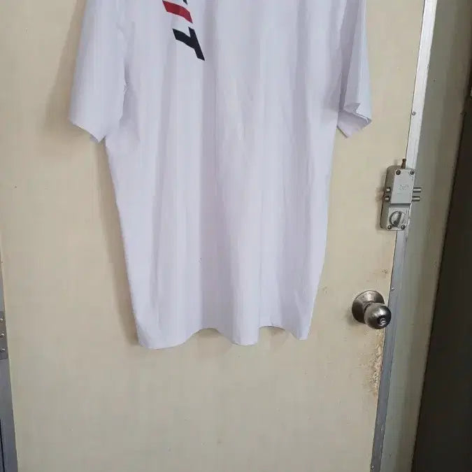 [BUNJANG] Unspecified Brand Long Sleeve T-Shirt / 다이나핒남성 티.새옷.110싸이즈