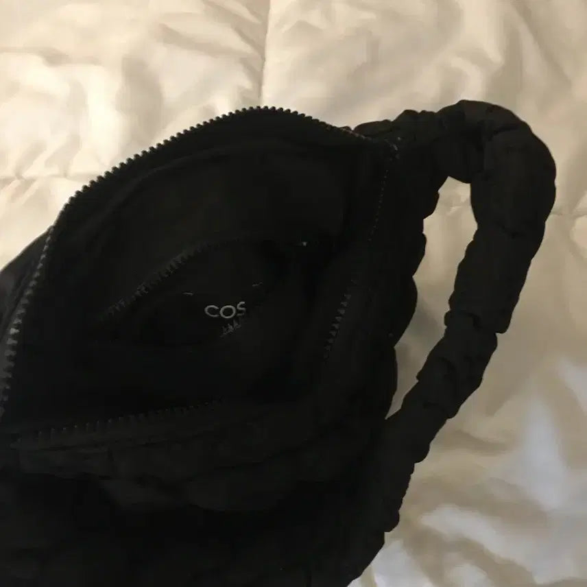 [BUNJANG] COS Quilted Mini Bag / 코스 퀼팅백 미니