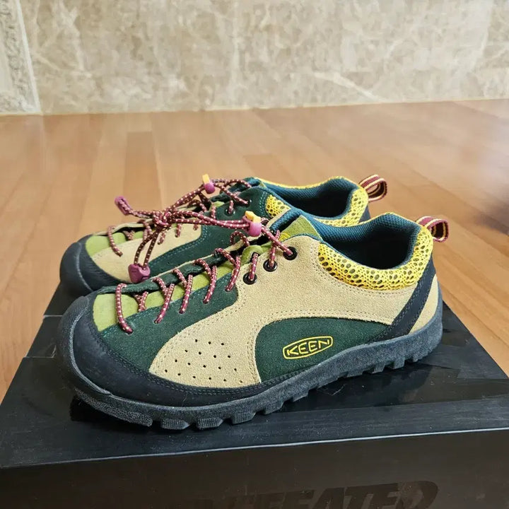 [BUNJANG] Keen Jasper Rock Dacgambo Collaboration Size 265 / 킨 keen 제스퍼 락 265사이즈