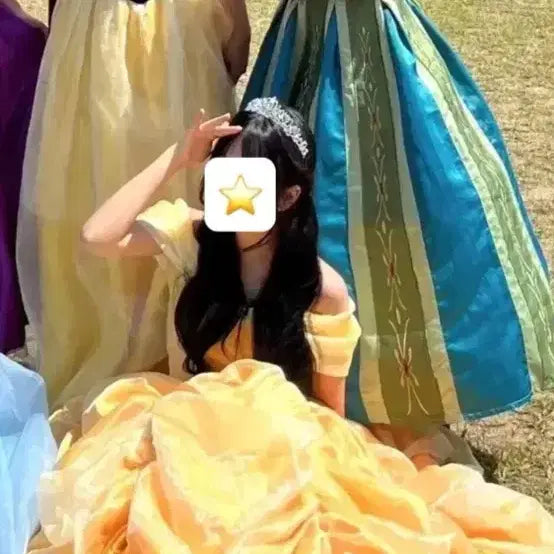 [BUNJANG] Disney Belle Dress Rental / 디즈니 벨 드레스/디즈니공주/드레드대여/벨드레스/졸업사진대여