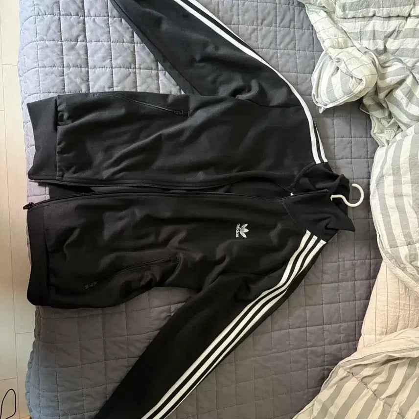 [BUNJANG] Adidas Beckenbauer Track Top Black / 아디다스 베켄바우어 트랙탑 블랙