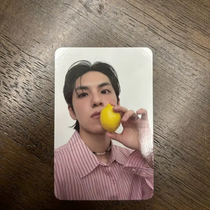 [SOLD OUT] 데이식스 원필 북파우치 앨범 레몬 필 포카