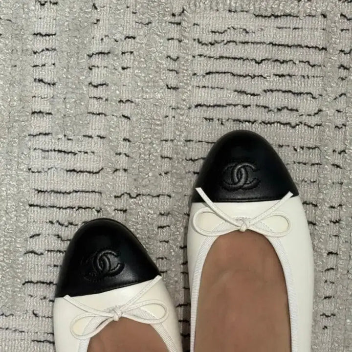 [BUNJANG] Chanel Ballerina Flat Shoes White 37 / [정품] 샤넬 발레리나 플랫 슈즈 37사이즈 화이트