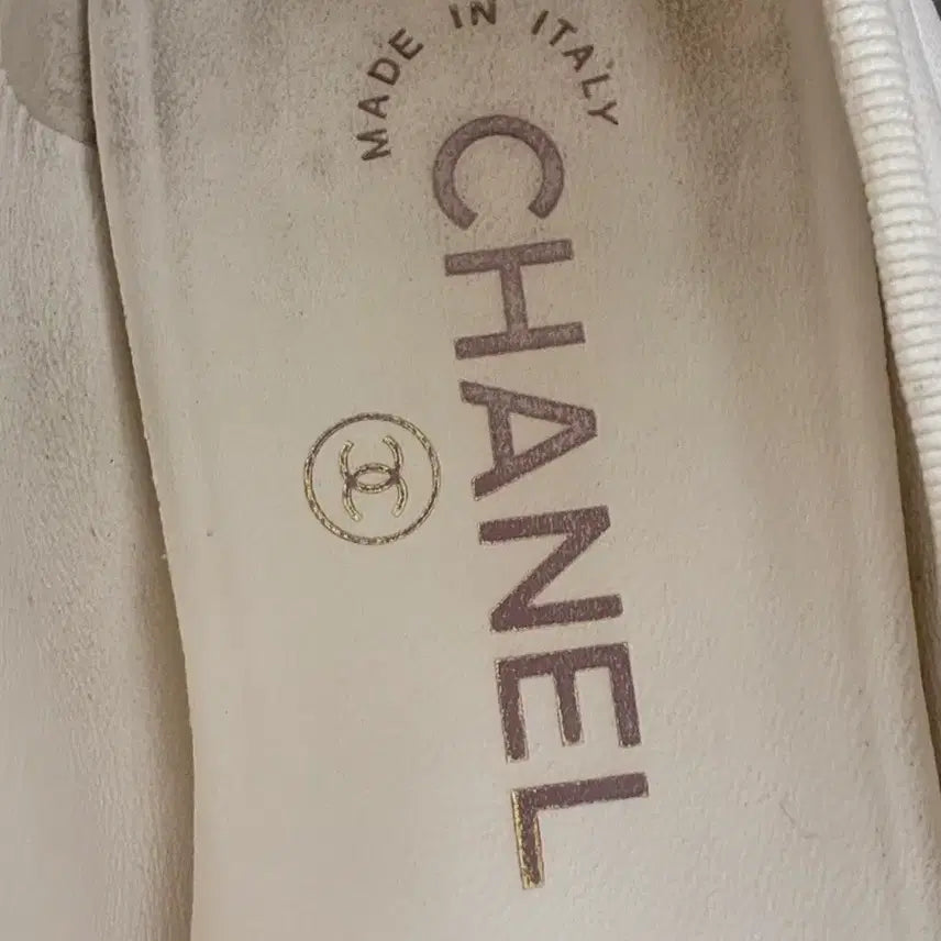 [BUNJANG] Chanel Ballerina Flat Shoes White 37 / [정품] 샤넬 발레리나 플랫 슈즈 37사이즈 화이트