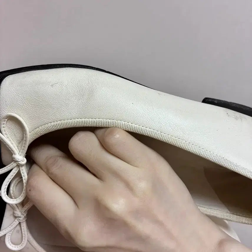 [BUNJANG] Chanel Ballerina Flat Shoes White 37 / [정품] 샤넬 발레리나 플랫 슈즈 37사이즈 화이트