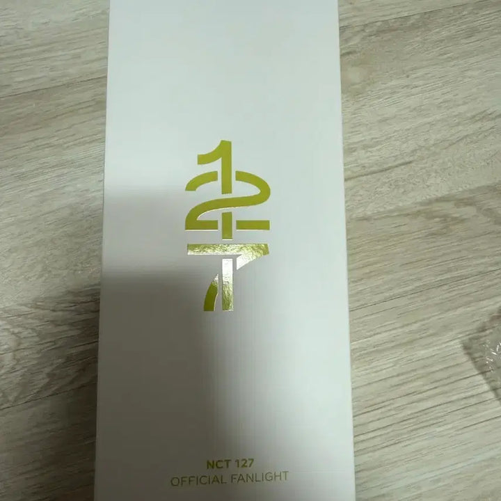 [BUNJANG] NCT 127 Official Light Stick / 엔시티127 응원봉 새제품 판매합니다