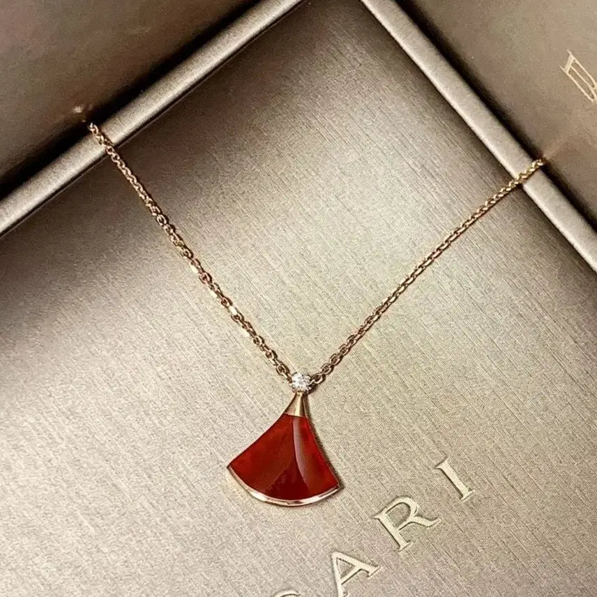 [SOLD OUT] 불가리 Bvlgari 신상  드림 로즈골드 목걸이