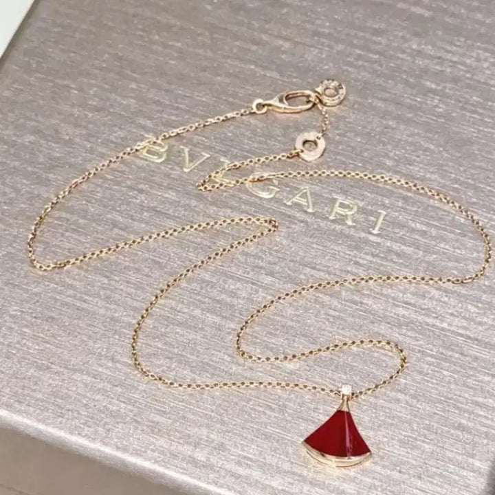 [SOLD OUT] 불가리 Bvlgari 신상  드림 로즈골드 목걸이