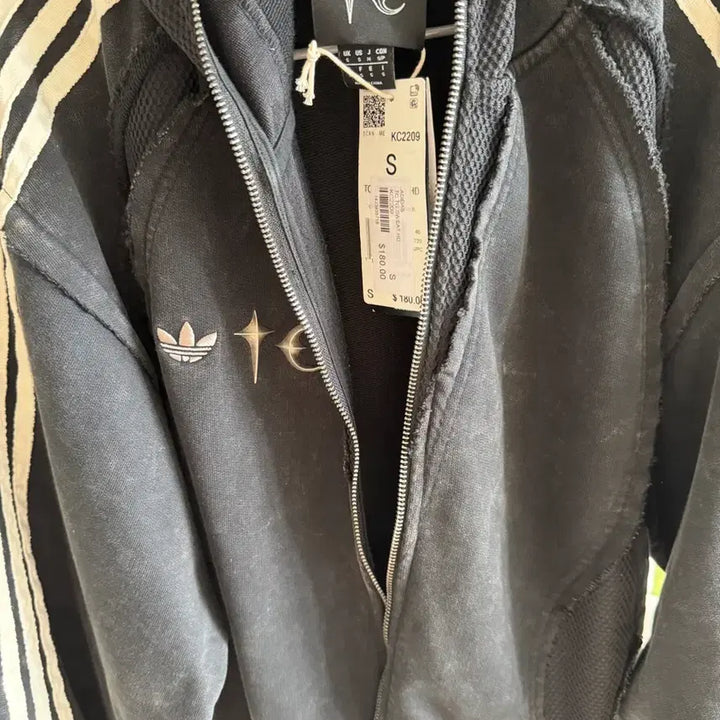 [BUNJANG] Adidas x Thug Club Hoodie Zip-up M / 아디다스 떠그클럽 후드집업 M