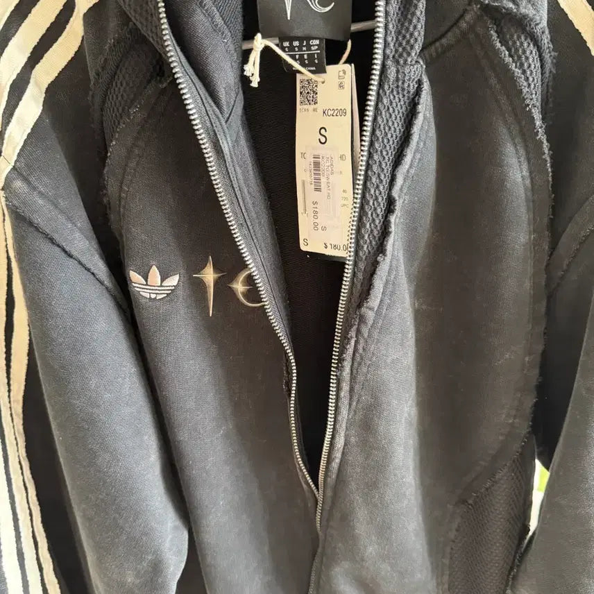 [BUNJANG] Adidas x Thug Club Hoodie Zip-up M / 아디다스 떠그클럽 후드집업 M