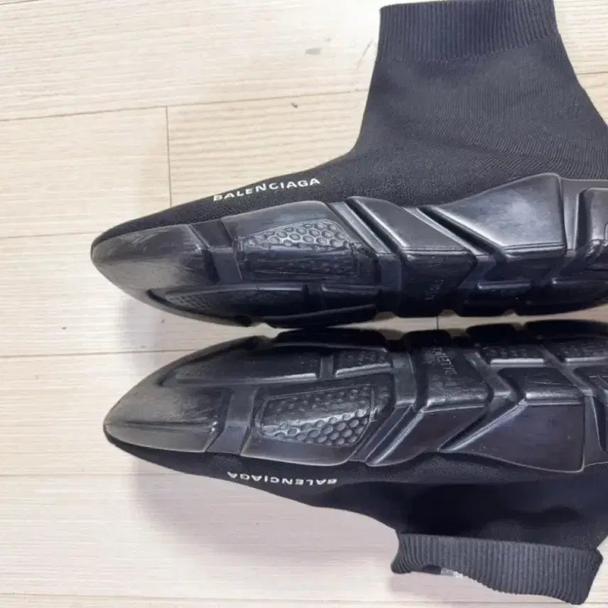 [BUNJANG] Balenciaga Speed Trainer Black EU44 Sneakers / 발렌시아가 스피드 트레이너 블랙 EU44 팝니다