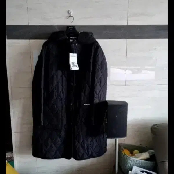 [SOLD OUT] 새제품)버버리 파크게이트 블랙 퀼팅 후드 자켓 L77반~88