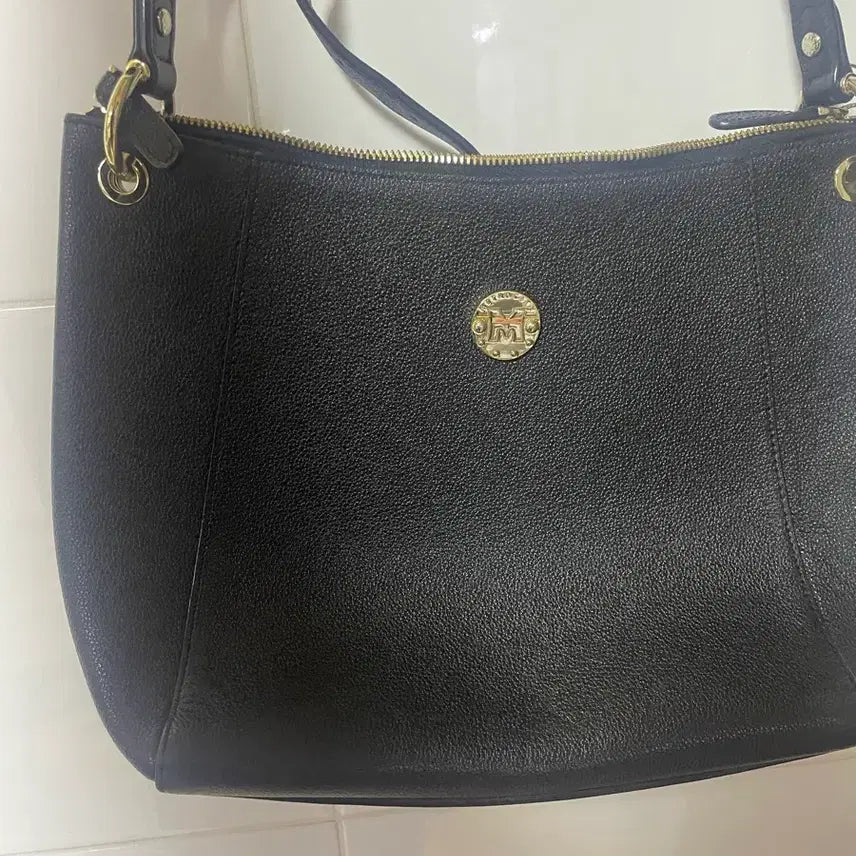 [BUNJANG] Metrocity Black Shoulder Bag / 메트로시티 블랙 숄더백