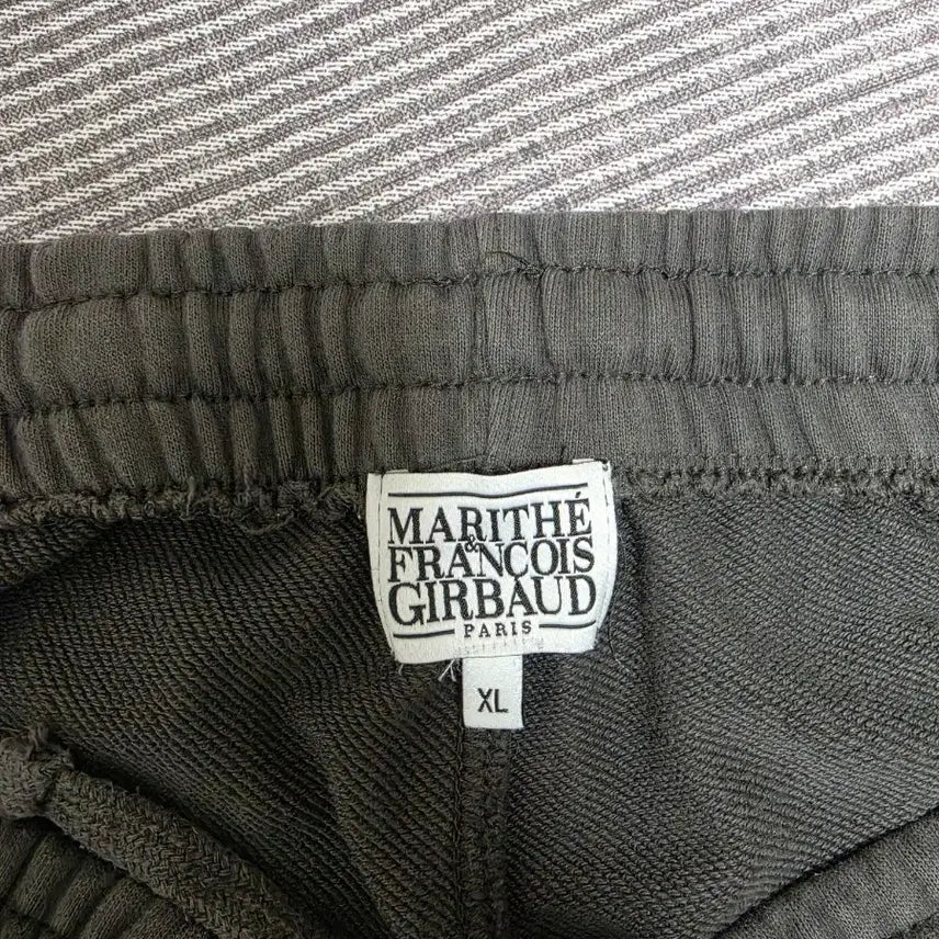 [BUNJANG] Marithe Francois Girbaud Training Pants XL / 마리떼 프랑소와 저버 트레이닝 팬츠 XL
