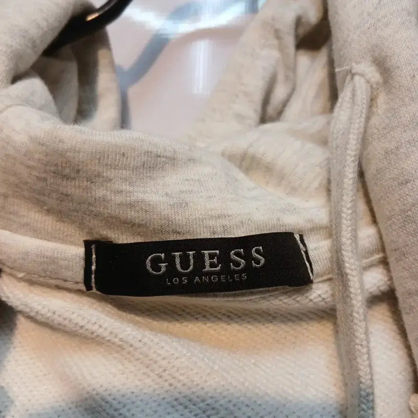 [BUNJANG] GUESS Hooded Zip-Up Jacket Ivory L / GUESS 후드집업 아이보리 L