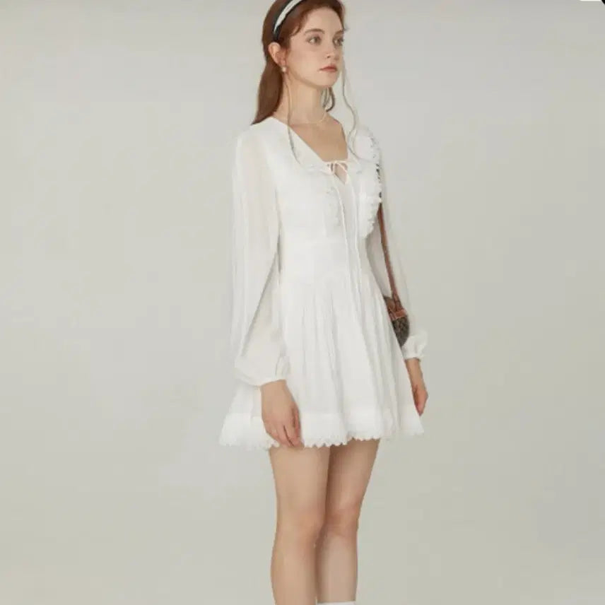 [BUNJANG] Synsden Lace Ribbon Mini Dress White / 신스덴 레이스 리본 미니 원피스 화이트
