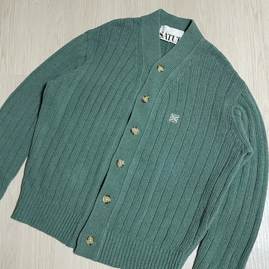 [SOLD OUT] SATUR세터 세이지그린 부클 니트 가디건