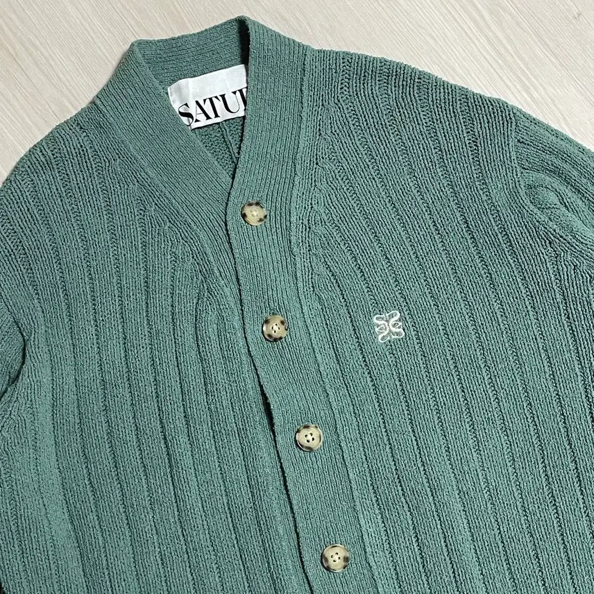 [SOLD OUT] SATUR세터 세이지그린 부클 니트 가디건