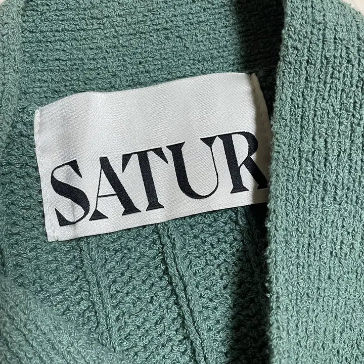 [SOLD OUT] SATUR세터 세이지그린 부클 니트 가디건