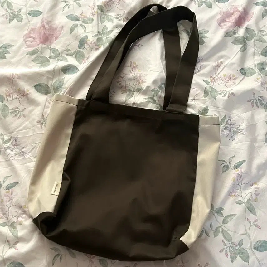 [BUNJANG] Oyo noi Bag Shoulder Bag Eco Bag Khaki / 새상품) 오요 noi bag 숄더백 에코백 카키