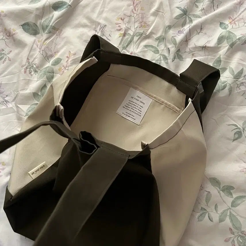 [BUNJANG] Oyo noi Bag Shoulder Bag Eco Bag Khaki / 새상품) 오요 noi bag 숄더백 에코백 카키