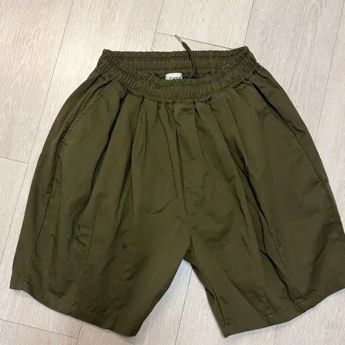 [BUNJANG] CAMS24 Khaki Balloon Fit Banding Shorts / CAMS24 카키색 밴딩 반바지 벌룻핏