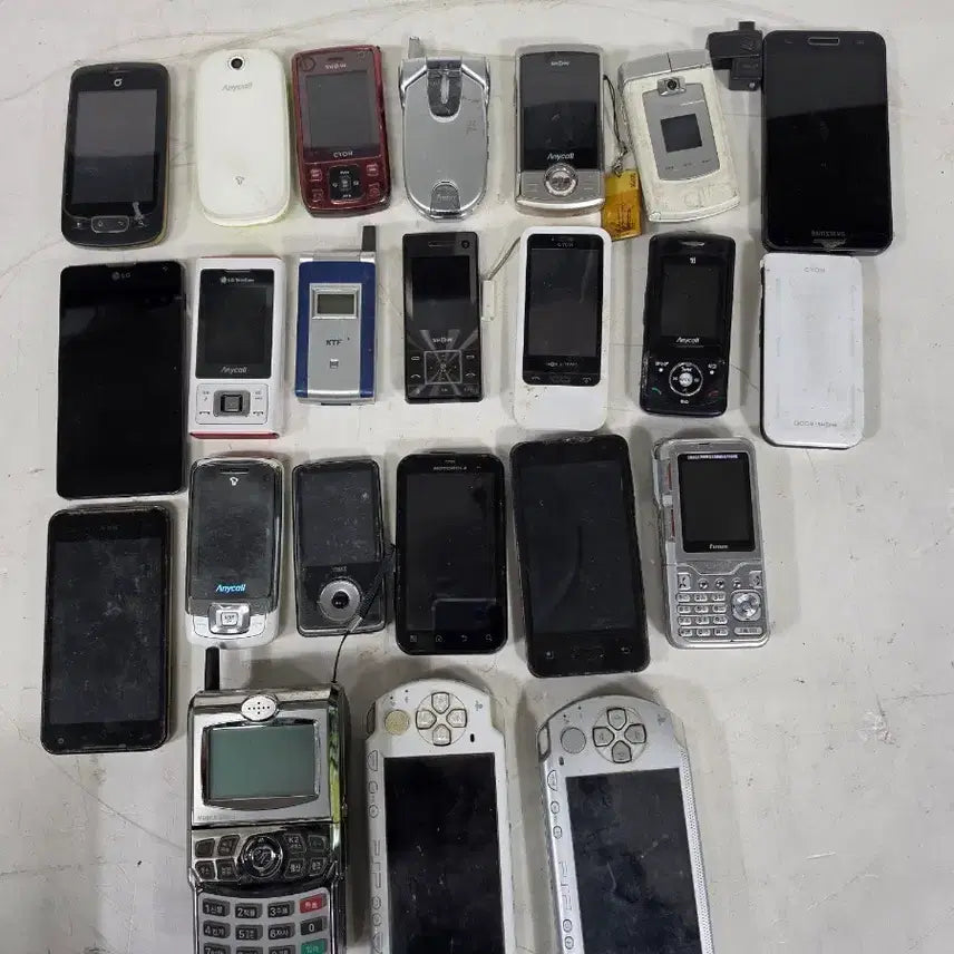 [BUNJANG] Various Old Mobile Phones / 다양한 구형휴대폰/전화기