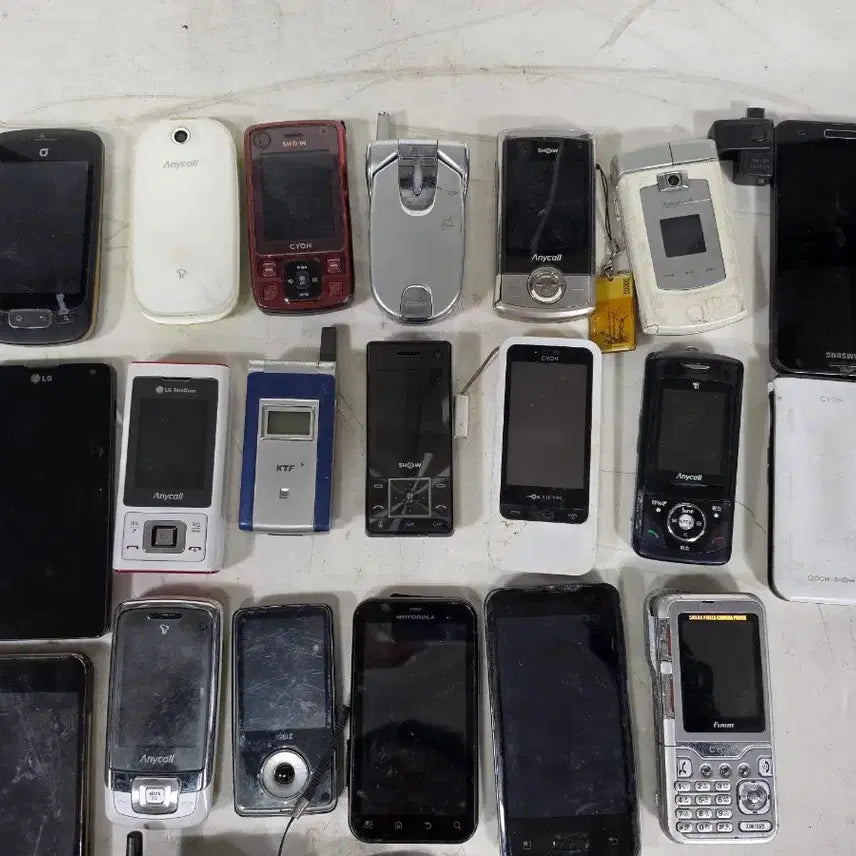 [BUNJANG] Various Old Mobile Phones / 다양한 구형휴대폰/전화기