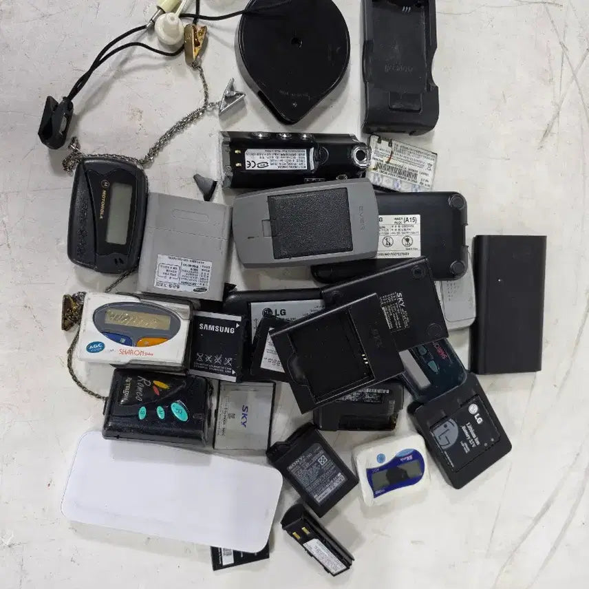 [BUNJANG] Various Old Mobile Phones / 다양한 구형휴대폰/전화기