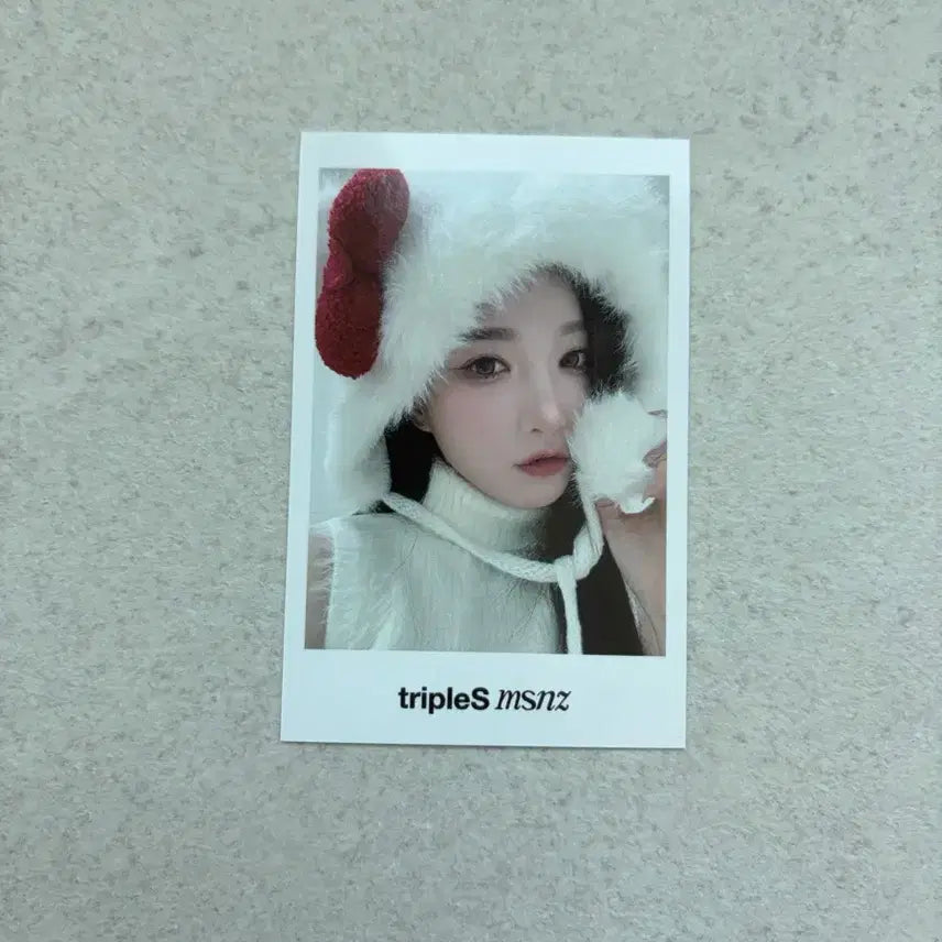 [BUNJANG] tripleS Kim Yooyeon First Music POB Photocard / 트리플에스 김유연 퍼스트뮤직 키티 미공포 양도