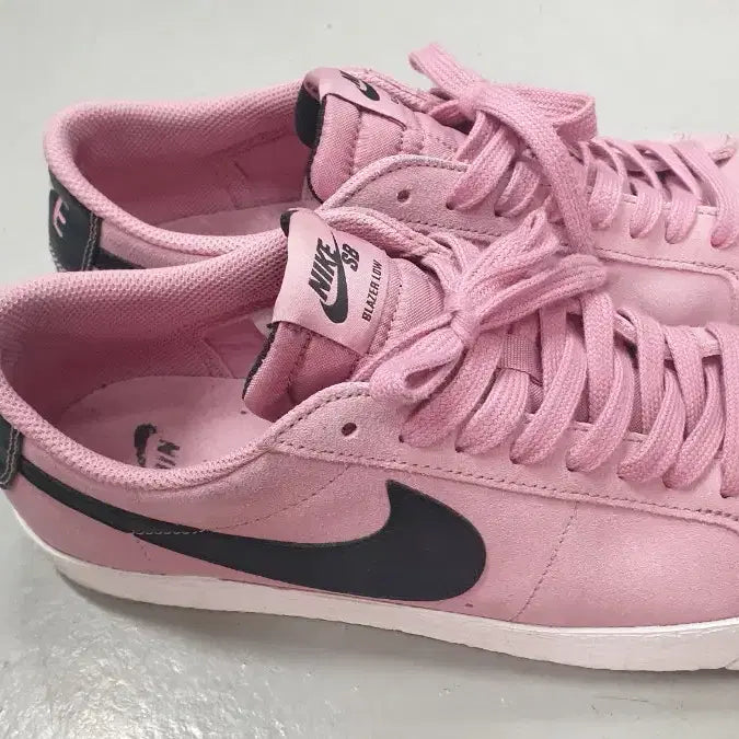 [BUNJANG] Nike SB Blazer Low Pink Suede Men&