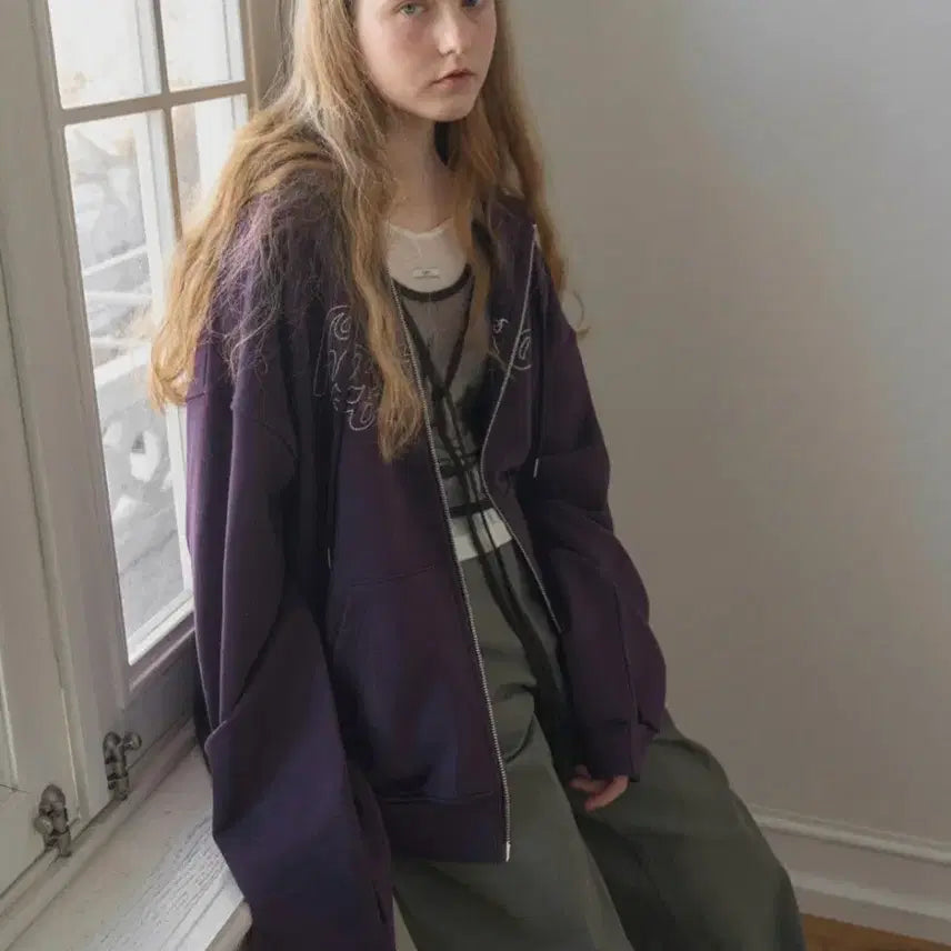 [BUNJANG] Heint Loose Fit Embroidered Two-Way Sweat Hoodie Zip-Up / (새상품)헤인트 루즈핏 자수 투웨이 스웻 후드집업