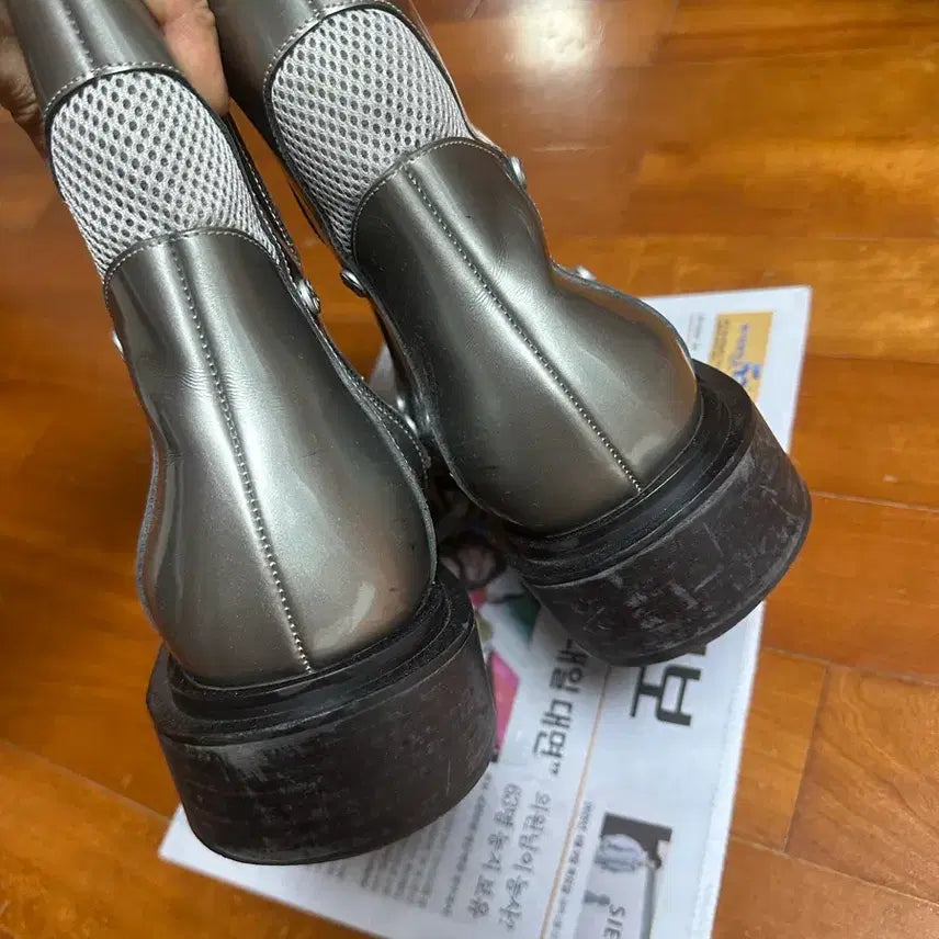 [BUNJANG] Surgery X Soyou Lesure SS004 Silver Walker Boots / 써저리X쏘유레슈어 SS004 실버