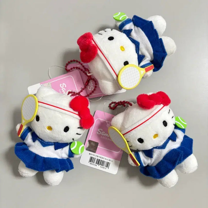 [BUNJANG] Sanrio Hello Kitty Tennis 8cm Doll Bag Charm Keychain / 정품 산리오 헬로키티 테니스 8cm 인형가방걸이 키링