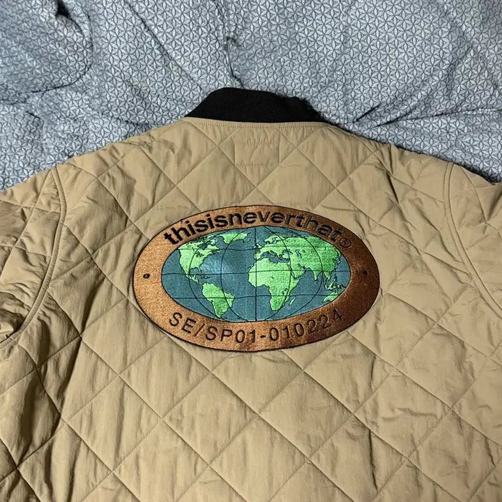[BUNJANG] thisisneverthat Quilted Jacket XL / 디스이즈네버댓 퀼팅 자켓 XL