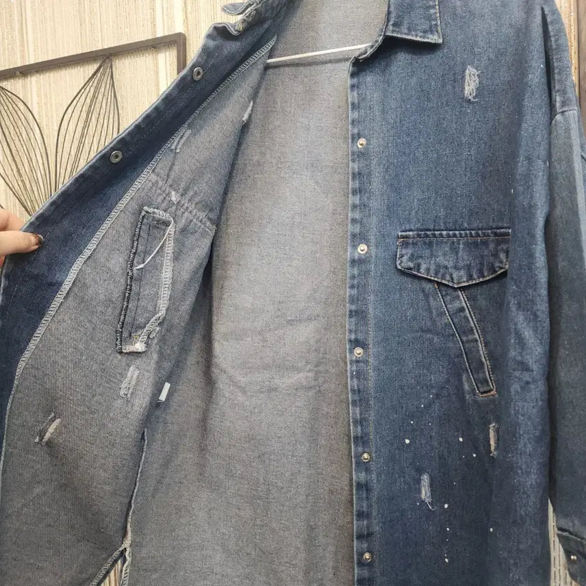 [BUNJANG] Free Size Vintage Wash Denim Long Shirt Jacket / 데미지 워싱 똑딱단추 데님 롱 셔츠 자켓 free